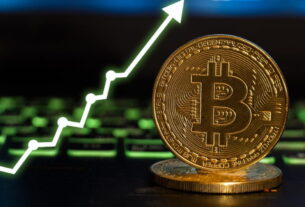 Bitcoin Options Traders Bet $115K, Leverage Risk Rises in 2024